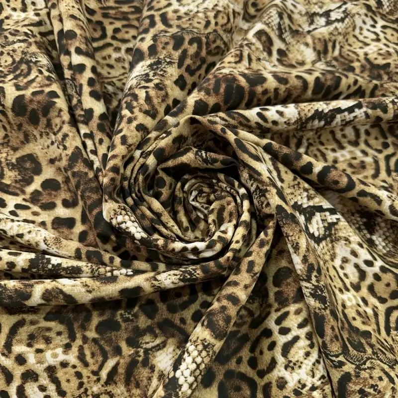 Tecido Viscose Estampada Animal Print Savana • Luema Tecidos