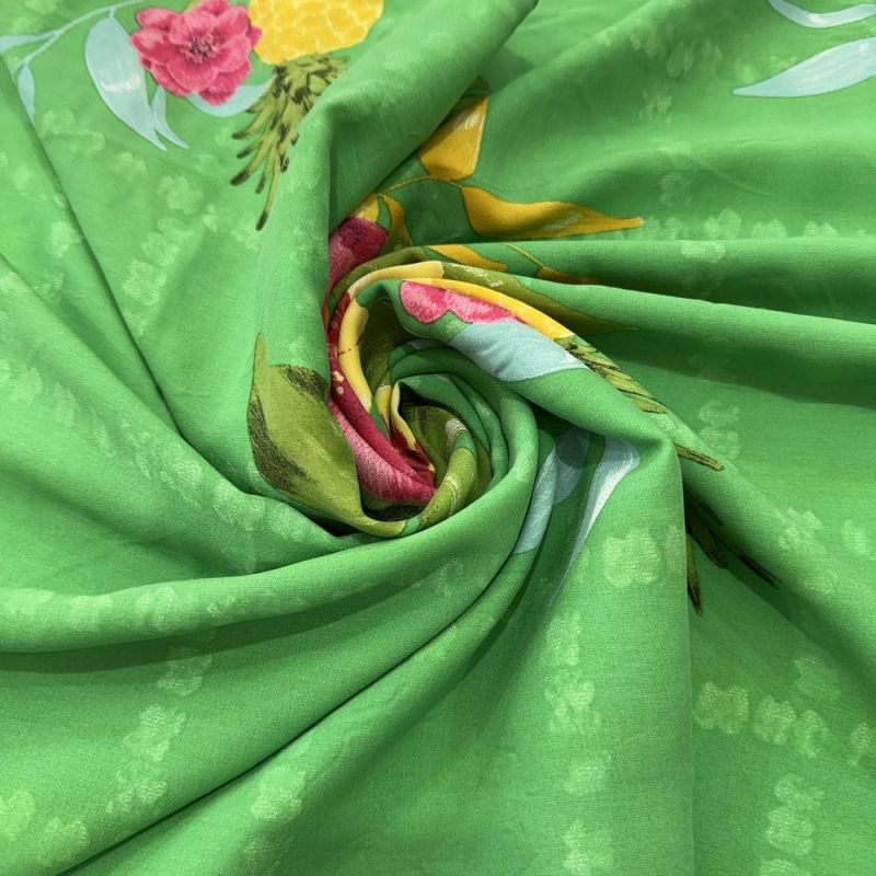 Tecido Viscose Estampada Floral Abacaxi Fundo Verde • Luema Tecidos