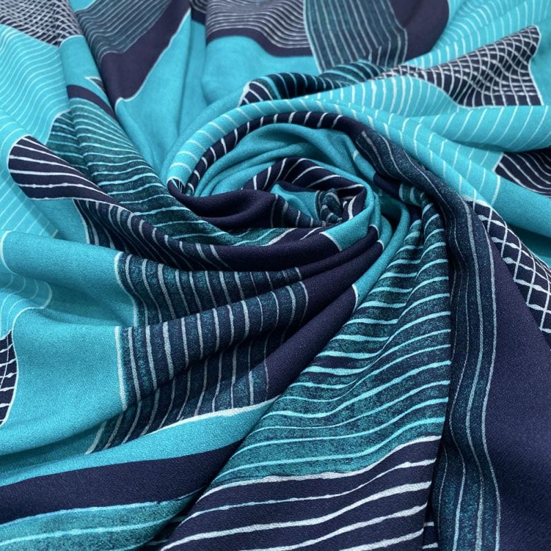 Tecido Crepe Viscose Estampada Quadros Azul • Luema Tecidos